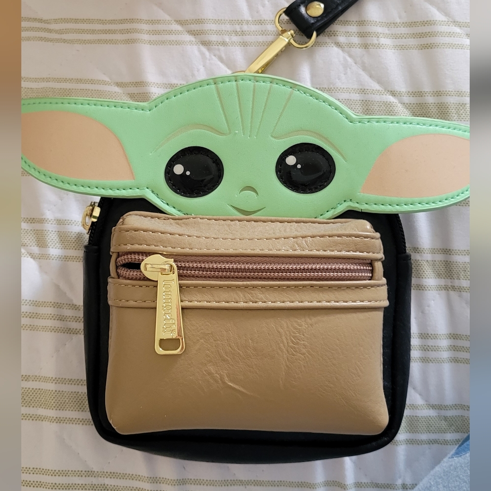 Disney Grogu Star Wars Loungefly Wristlet